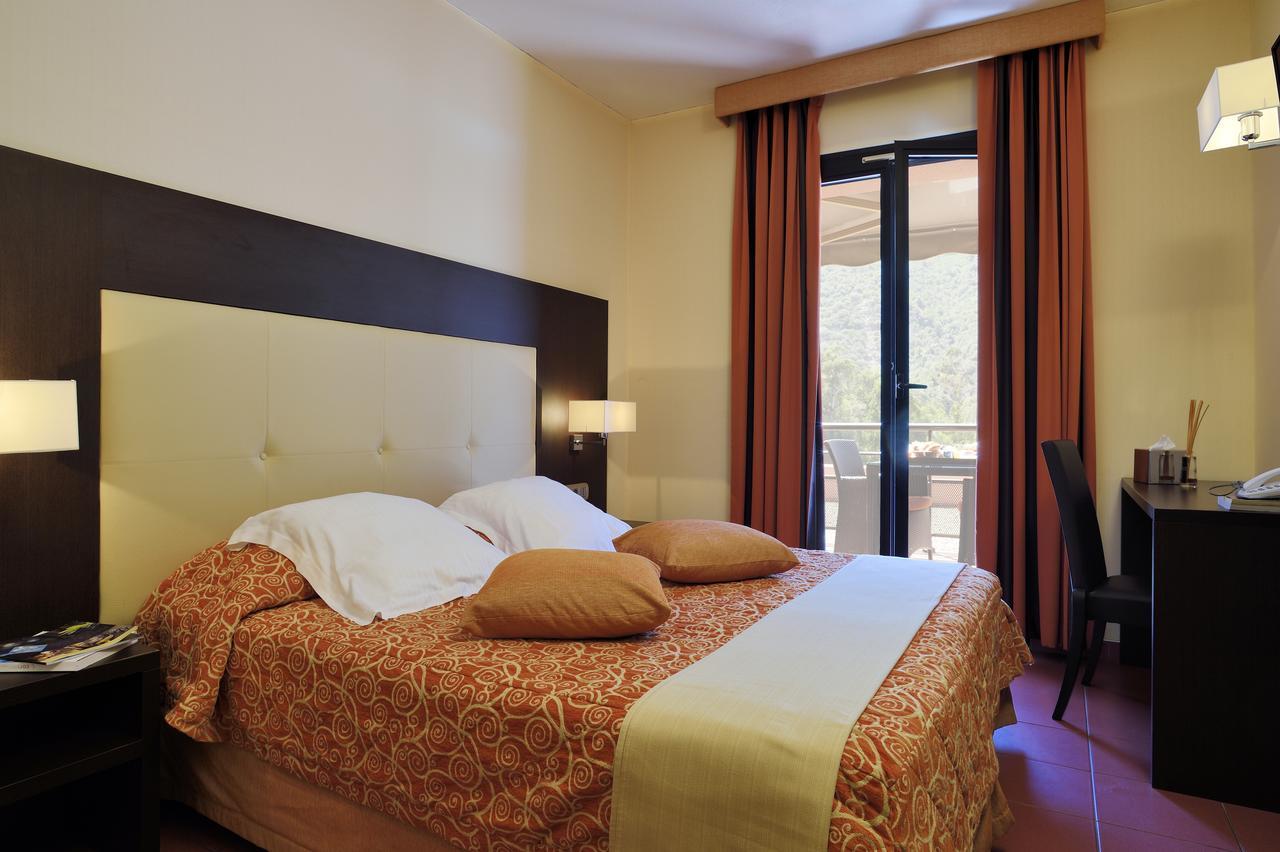Hotel & Restaurant Le Belvedere Porto  Exterior photo